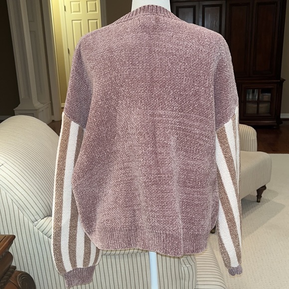 Pol Dusty Pink Sweater in size Small - Picture 10 of 13